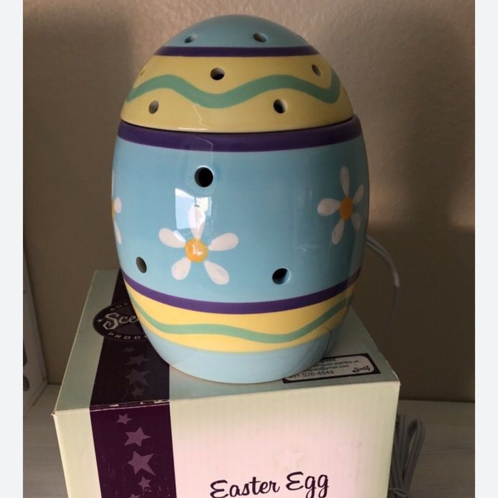 Scentsy Easter Egg Warmer